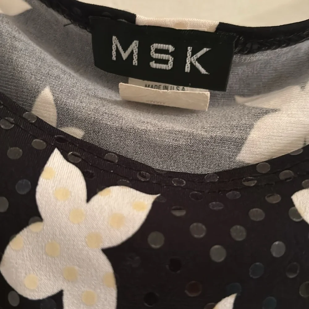 Designer top - Picture 3 of 3